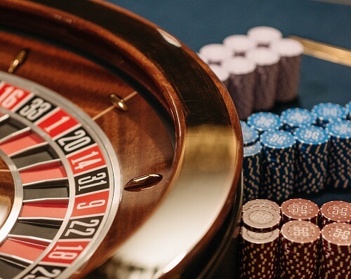 What You Need to Know Before Visiting a Physical Casino (1)